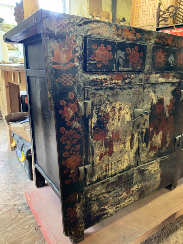 Sideboard Before